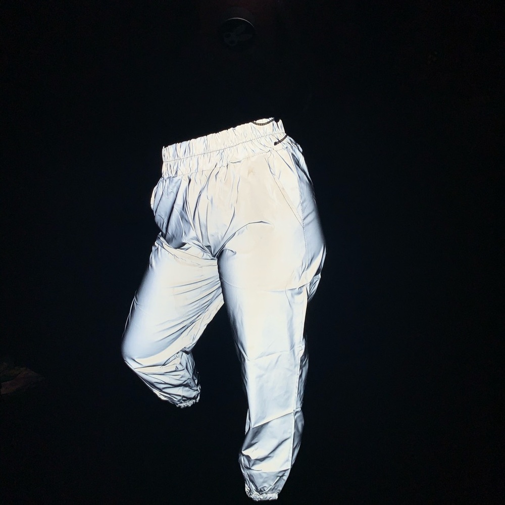 π¦π¦π¦ Reflective Jogger Pants - Picture 7 of 8